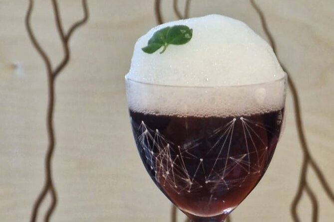 1-Hour Cocktail Masterclass Experience in Dublin - The hosts shape the experience