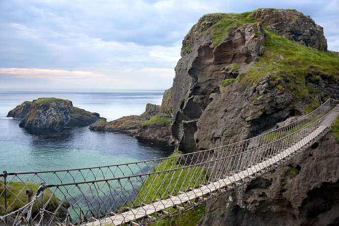 2-Day Northern Ireland Rail Tour: Belfast, Antrim Coast, and Giant's Causeway - The Dublin to Belfast journey