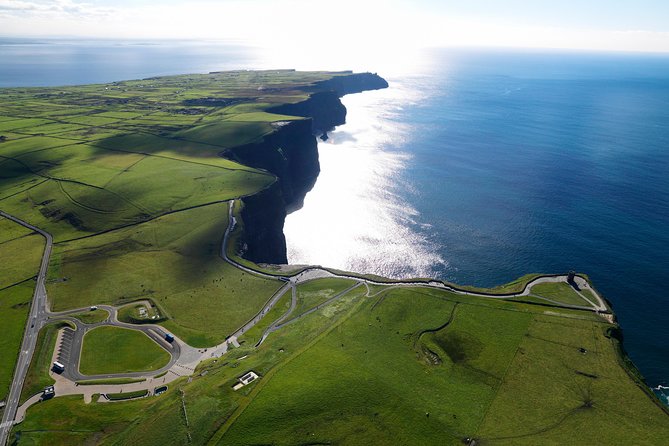 2-Day Southern Ireland Tour from Dublin:Including Blarney and Cliffs of Moher - Blarney Castle and gardens