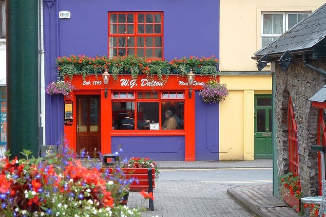 3-Day Blarney Castle, Kilkenny & Irish Whiskey Tour Inc Admission - Blarney Castle gives you time, but not the ticket