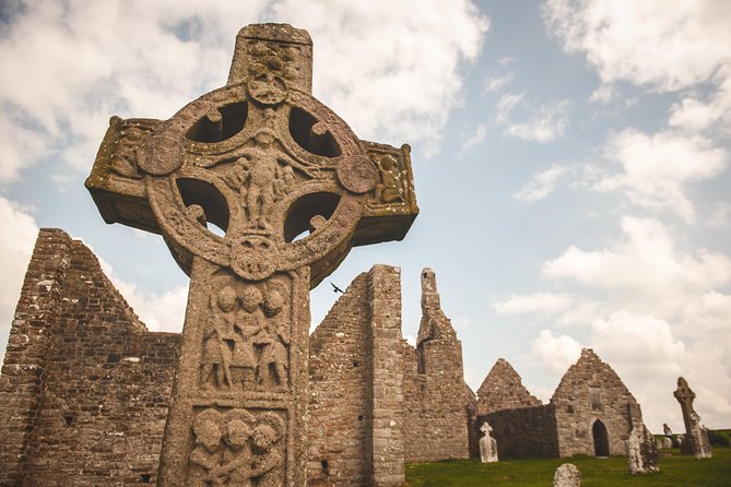 3-Day West Coast Explorer from Dublin Including Admission - Day three: Clonmacnoise and Irish whiskey