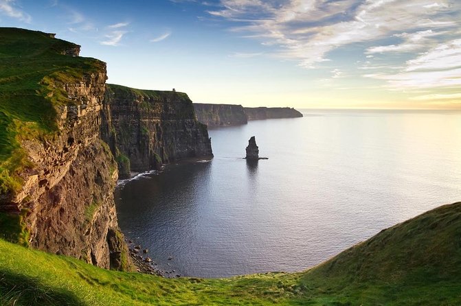 4-Day Cork, Ring of Kerry, Dingle, Cliffs of Moher and Galway Bay Rail Tour - Three nights in Killarney