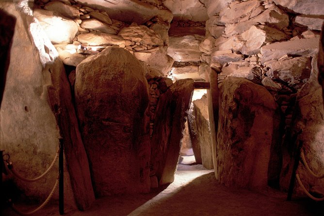 6 hour Half-Day Award Winning Private Tour of the Boyne Valley - Fourknocks, the small tomb with a big payoff