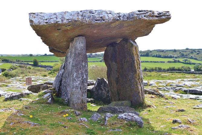 8 Day Emerald Explorer Small Group of tour of Ireland - Day 1: Wicklow views, Glendalough, and Kilkenny Castle