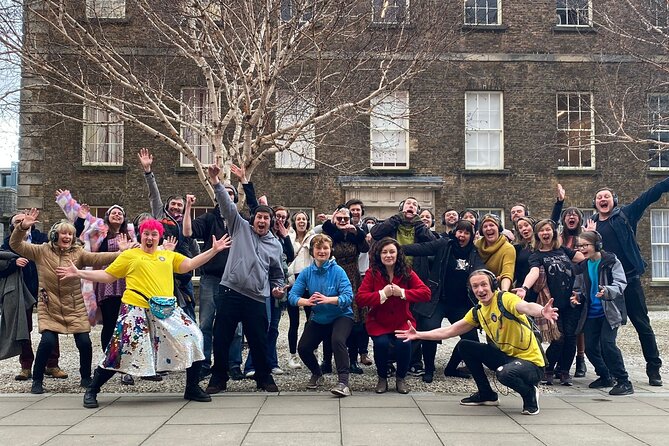 A Silent Disco Walking Tour - Why the group atmosphere matters