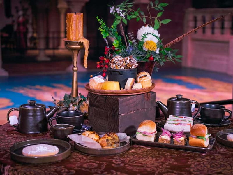 Banbridge: Game of Thrones Studio Entry & Tea with Transfers - Walking through Winterfell’s Great Hall