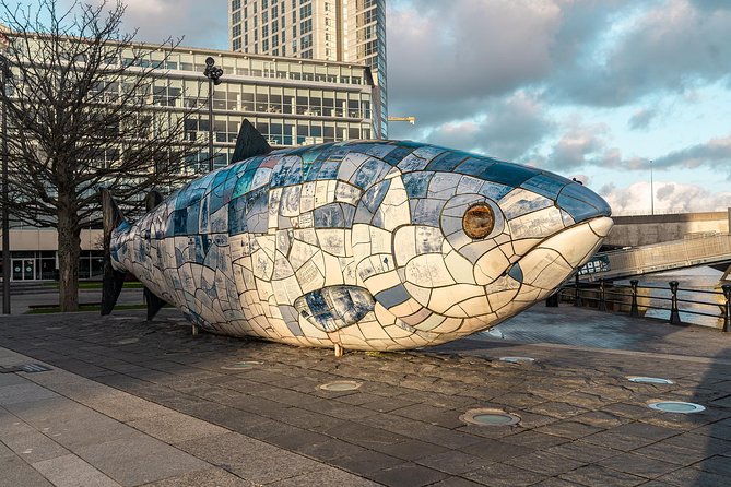 Belfast Day Tour From Dublin: Including Titanic Experience - The road north and the Monasterboice stop