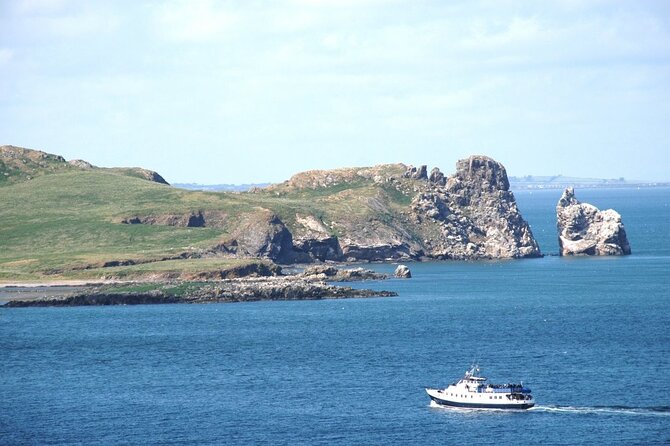 Boat Trip from Dun Laoghaire to Howth - Dalkey Island and the southern bay