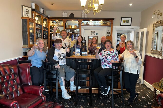 Castles/Classics Tour: 7 day Essential Ireland (Ashford Castle) - Day six: A proper Dingle pub stop