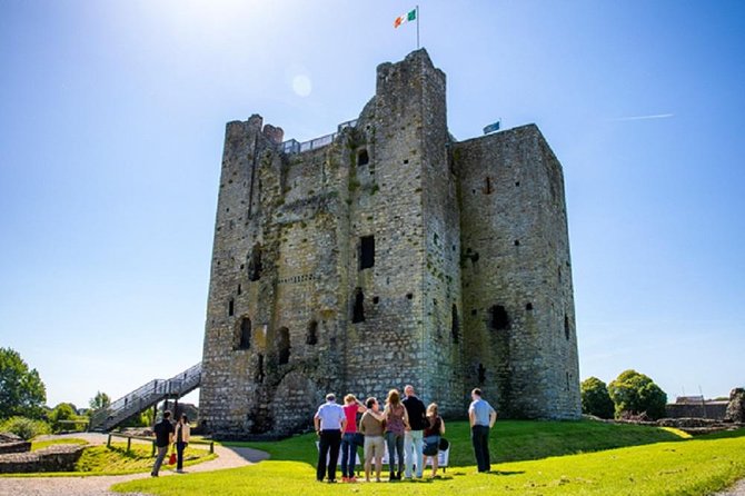 Celtic Boyne Valley & Ancient Sites Day Tour From Dublin - Lunch and the Fore Distillery stop