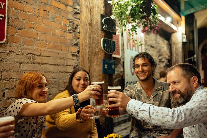 Classic Irish Pubs Private Tour of Dublin: Live Music, Beer and Nightlife - Wood Quay, Viking traces, and a modern stage