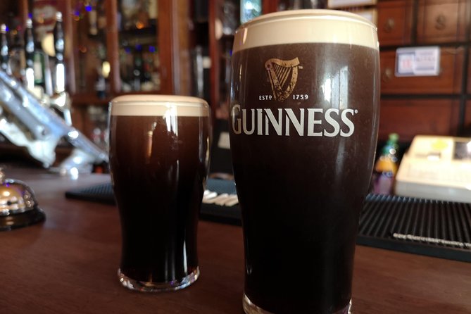 Cliffs of Moher & Galway Bay private tour or Galway city day trip - Lunch and browsing in Doolin