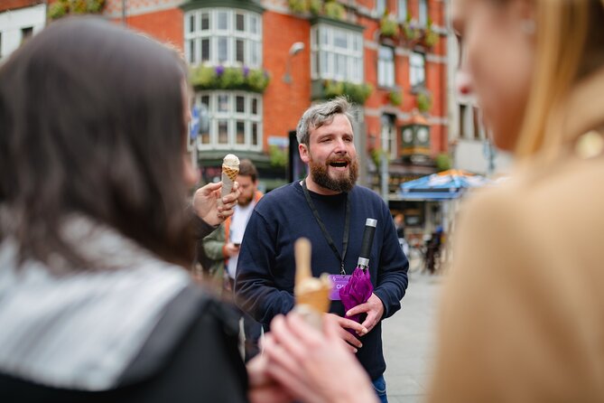 DayTripper Dublin: A Guided City Walking Tour - Grafton Street and the Molly Malone story