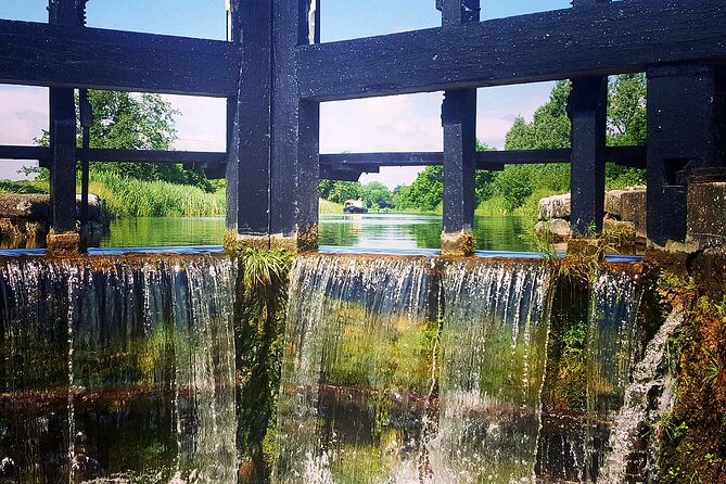 Digby Lock Cruise - Explore Ireland's Historic Grand Canal. - What the boat experience feels like