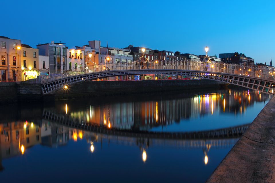 Dublin: Big Bus Panoramic Night Tour with Live Guide - Dublin Castle and Christ Church Cathedral