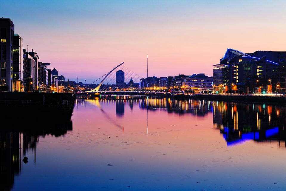 Dublin: Big Bus Panoramic Night Tour with Live Guide - Starting at O’Connell Street and crossing the River Liffey