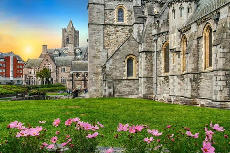 Dublin: Book of Kells, Dublin Castle and Christ Church Tour - Christ Church Cathedral and Dublin’s medieval core