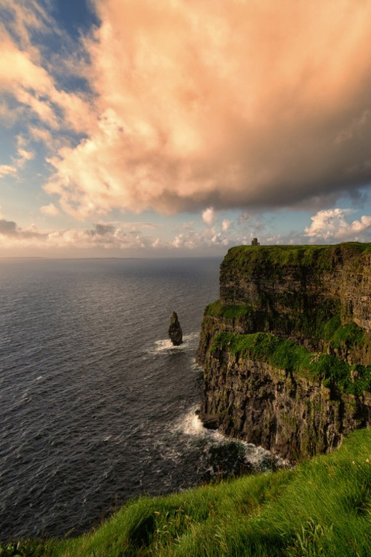 Dublin: Cliffs of Moher, Ennis, & Bunratty Castle Day Tour - Bunratty Castle and the Folk Park in 105 minutes