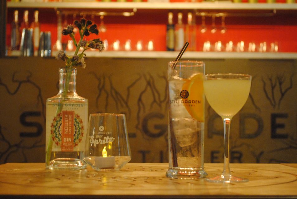 Dublin: Cocktail Masterclass - Bar Lab8 gives the experience a second setting
