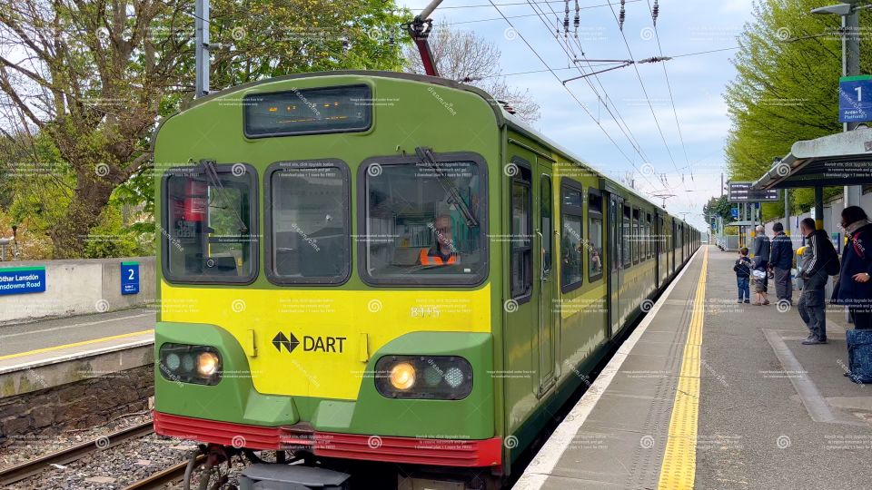 Dublin: Cruise Excursion Hop-On Hop-Off Tour & Rail Ticket - O’Connell Street and the north side of the center