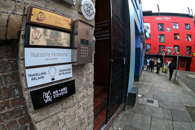 Dublin Express Private Guided Walking Tour - The Hapenny Bridge and the two sides of the Liffey