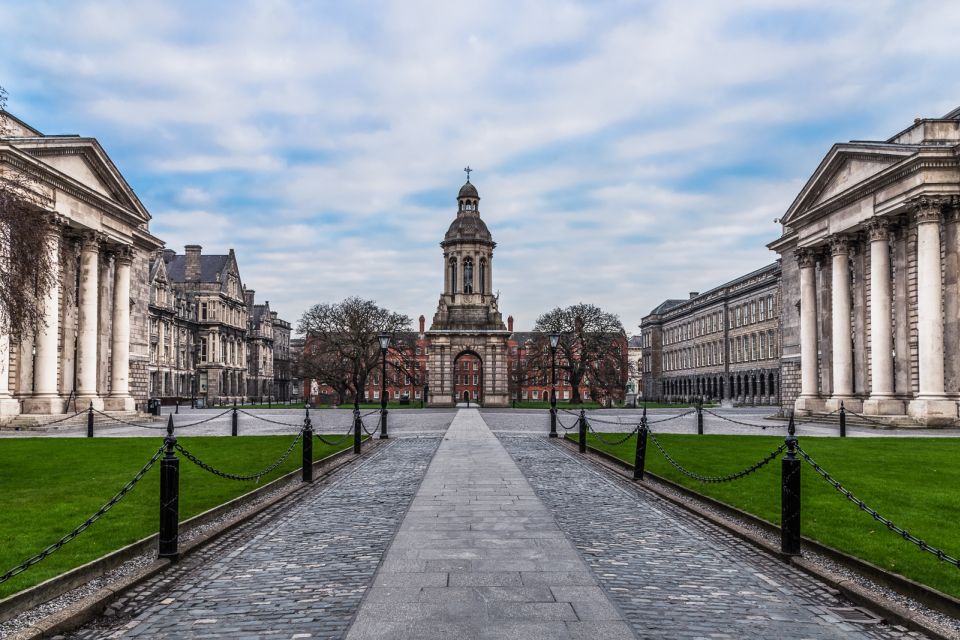 Dublin: Fast-Track Book of Kells Ticket & Dublin Castle Tour - Why the Book of Kells still earns your time