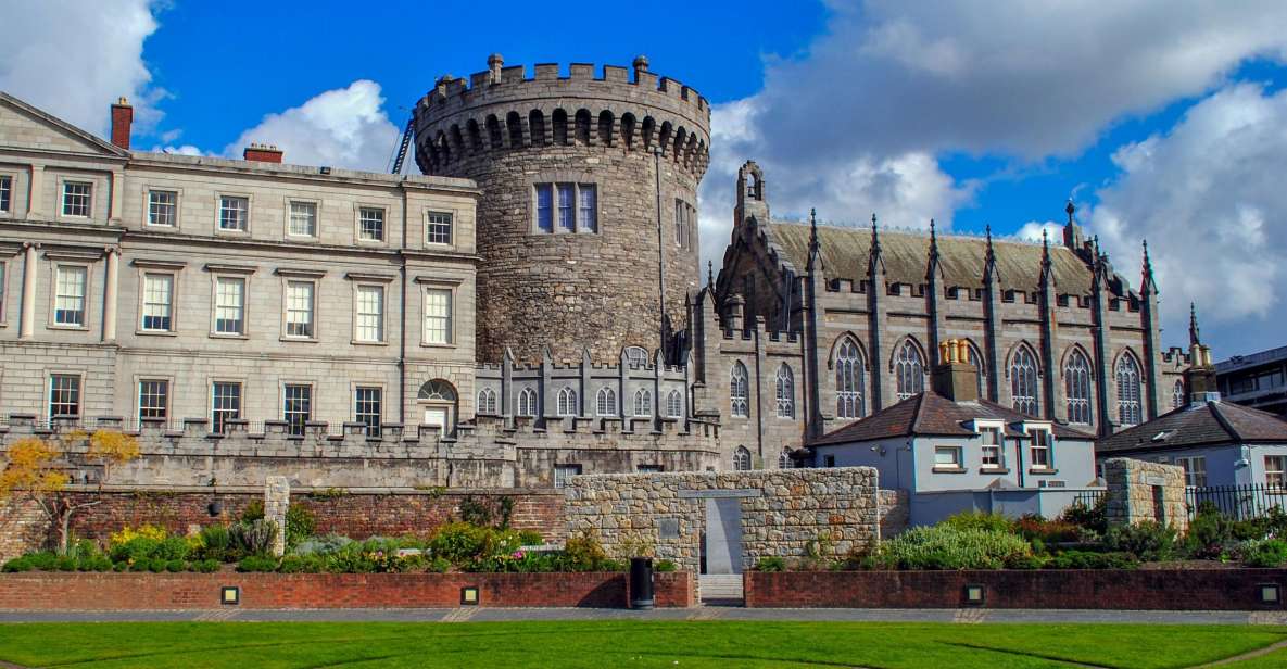 Dublin: Fast-Track Book of Kells Ticket & Dublin Castle Tour - Dublin Castle: exterior history and gardens
