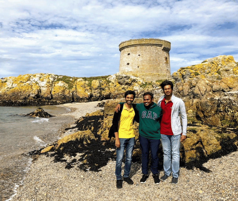 Dublin: Ferry from Howth to Ireland's Eye island - One hour of independent walking and birdwatching