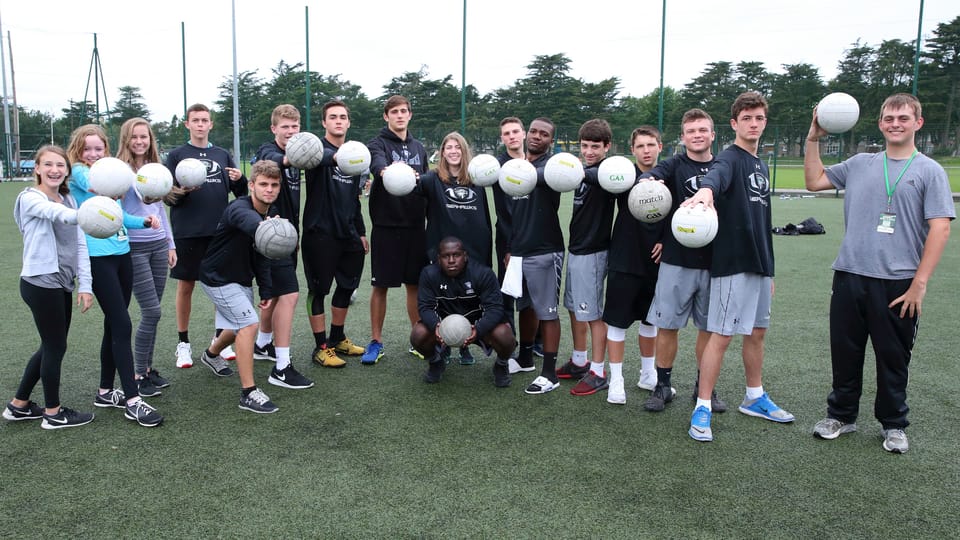 Dublin: Gaelic Games Experience - Adding handball to the mix