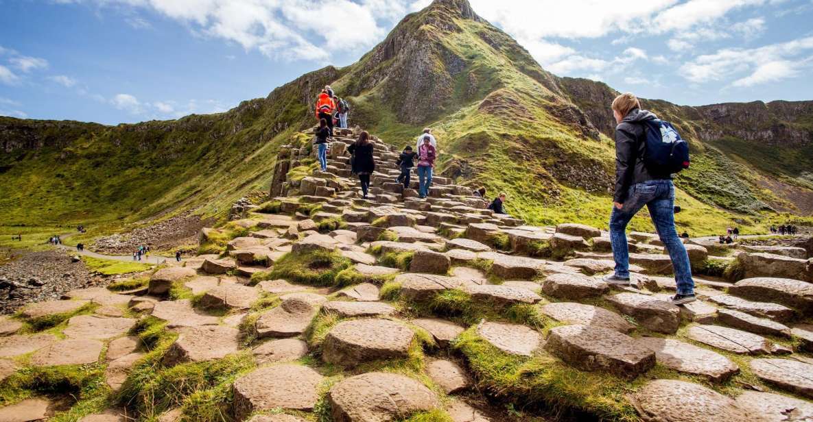 Dublin: Giant's Causeway & Belfast (Titanic or Black Taxi) - Why this Northern Ireland day trip works