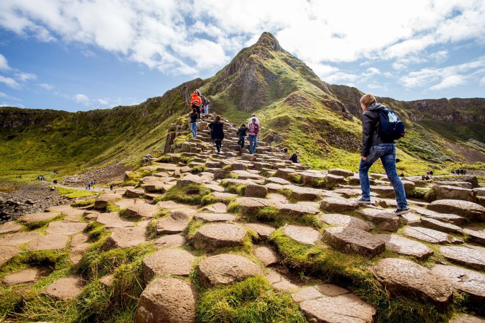 Dublin: Giant's Causeway & Belfast (Titanic or Black Taxi) - Dunluce Castle on the Atlantic cliffs