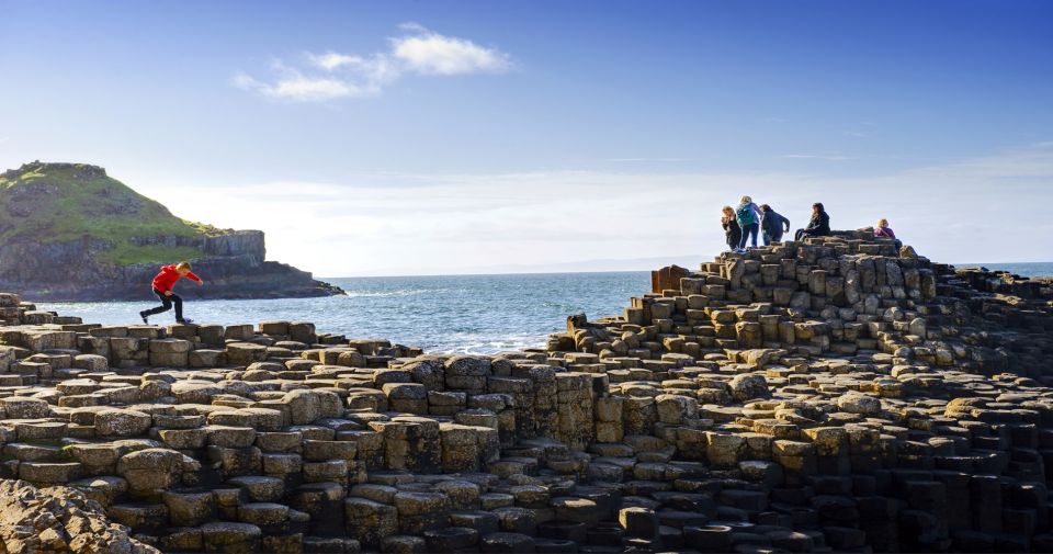 Dublin: Giant's Causeway & Belfast (Titanic or Black Taxi) - The long ride back to Dublin