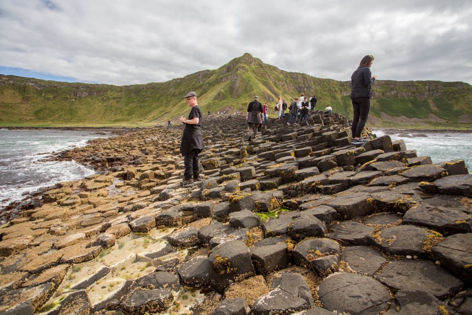 Dublin: Giant's Causeway & Glens of Antrim Day Tour - The rope bridge problem