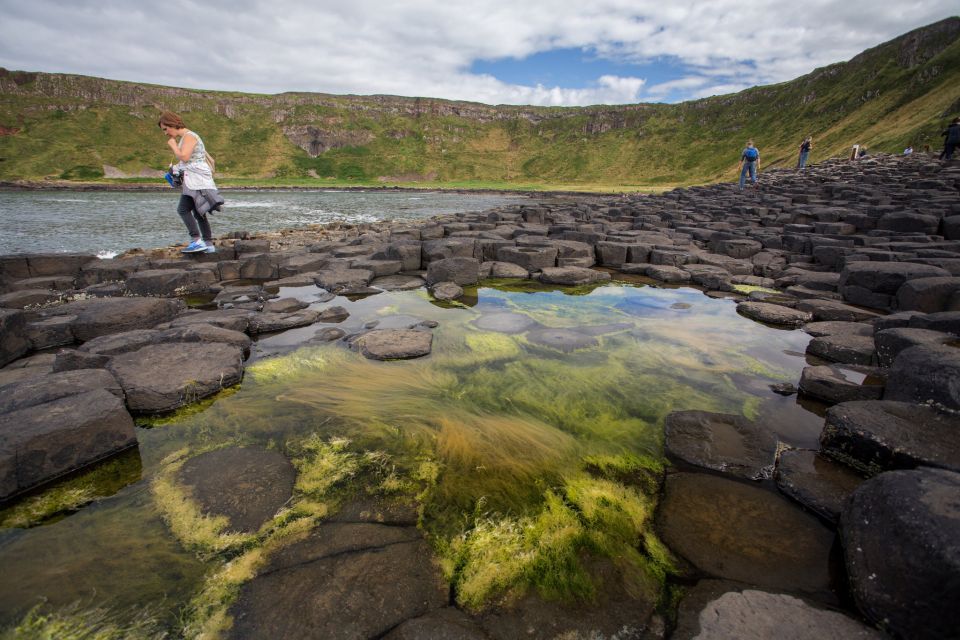 Dublin: Giant's Causeway & Glens of Antrim Day Tour - The long return through Belfast to Dublin