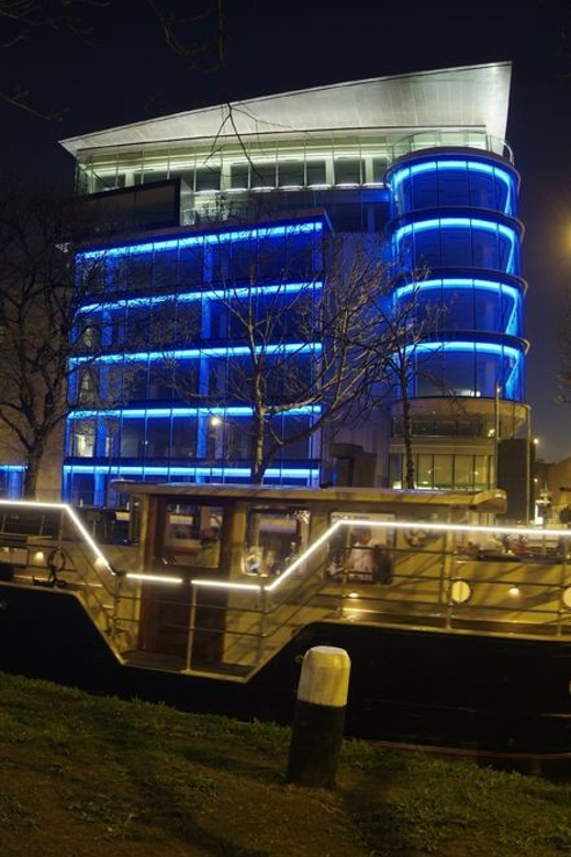 Dublin: Grand Canal Cruise with Dinner - The lock gates are the evening’s best show