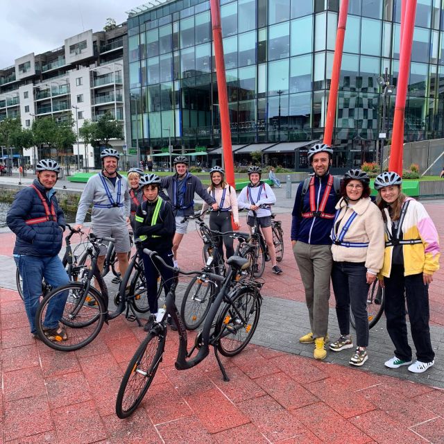 Dublin: Guided Bike & E-Bike Tour - Writers, artists, poets, and Dublin characters