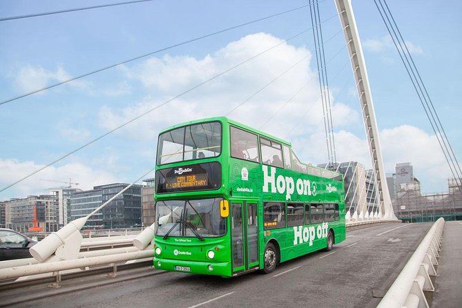 Dublin Hop-on Hop-off Bus Tour - Live Tour auf Deutsch - Starting at O’Connell Street