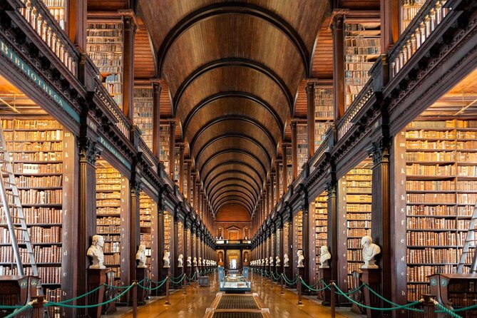 Dublin in a Day: Dublin Castle, Book of Kells, Guinness & Whiskey - Key points at a glance