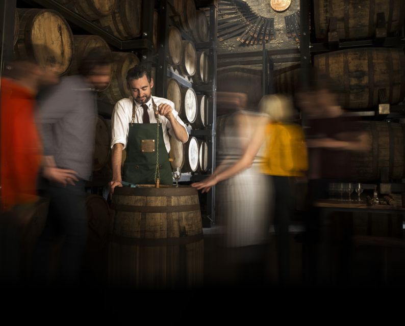 Dublin: Jameson and Guinness Private Tour with Transfers - Crossing the Liffey to Smithfield