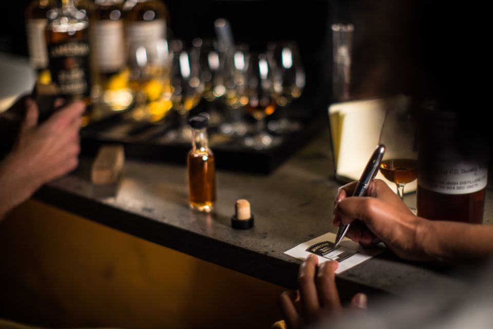 Dublin: Jameson Distillery Whiskey Blending Class - The Four Whiskies Behind Black Barrel