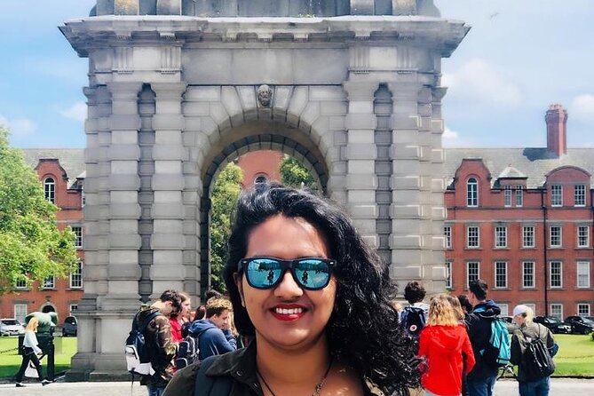 Dublin Literary Tour with a Local Expert: Custom & Private - Price, group size, and what is extra