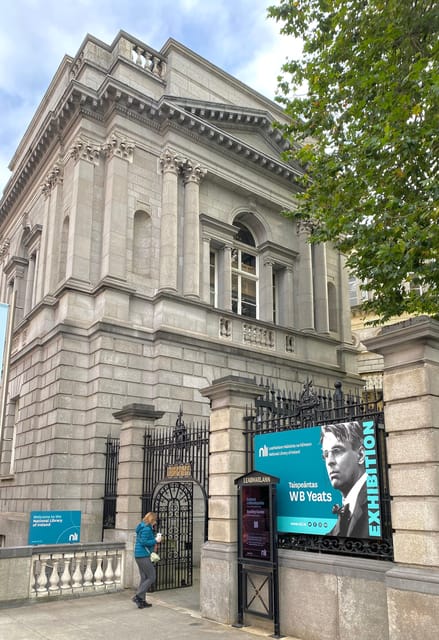 Dublin: Literary Walking Tour - Wilde, Yeats & Joyce - Key details at a glance
