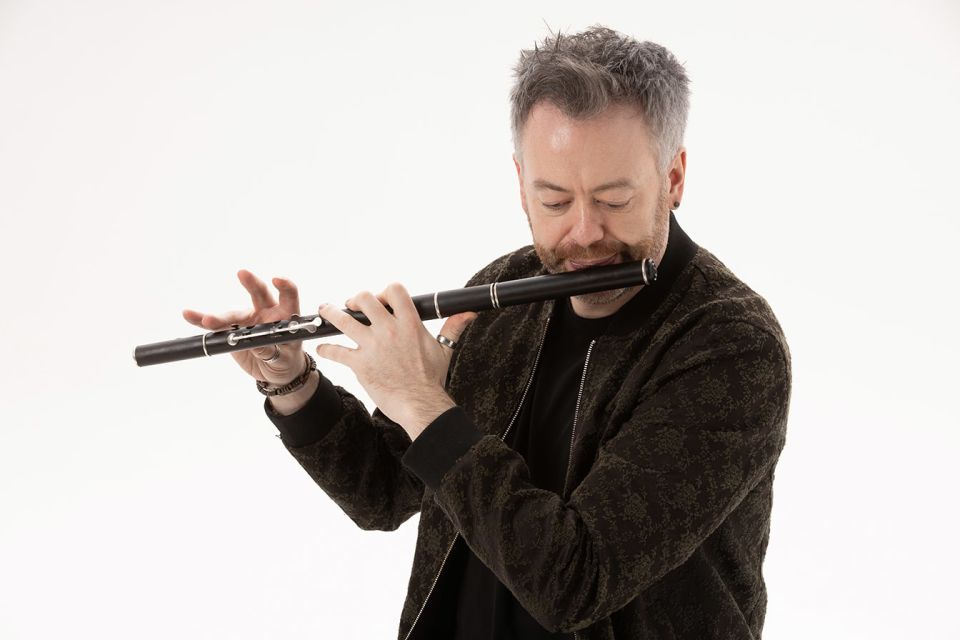 Dublin: Music and Dance Show at The Irish House Party - Hearing the harp, Uilleann pipes, and bodhrán