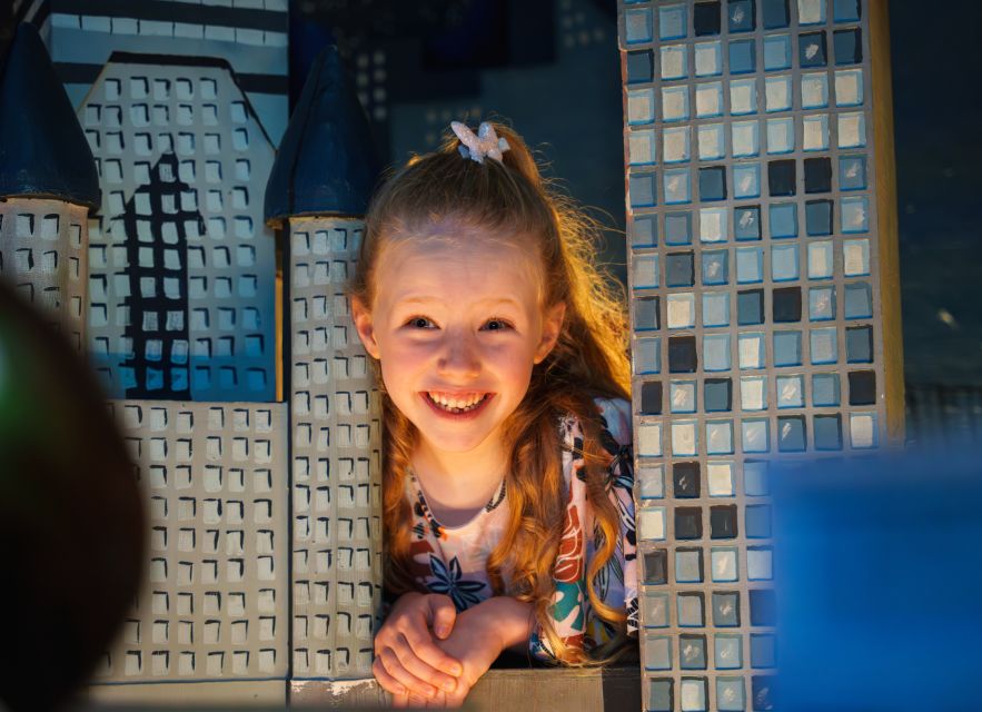 Dublin: National Wax Museum Plus Entrance Tickets - Irish writers with a view of the Spire