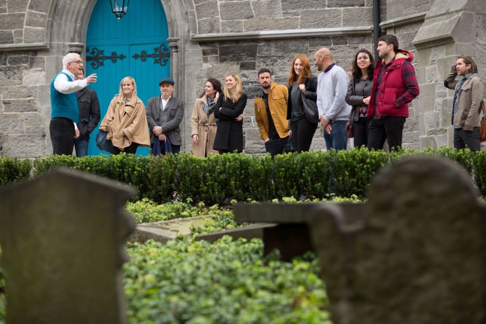 Dublin: Pearse Lyons Whiskey Distillery Experience - Tasting Pearse whiskey and gin