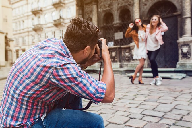 Dublin: Personal Photographer- Travel Photography Experience - Grafton Street and the Molly Malone Statue