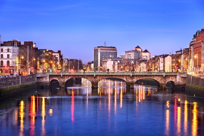 Dublin Private Custom Tour, Off-The-Beaten-Path in Temple Bar with a Local - Seeing Temple Bar past the famous pub signs