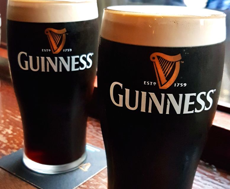 Dublin: Private Pub Tour - Stop one: learning how a Dublin pub works