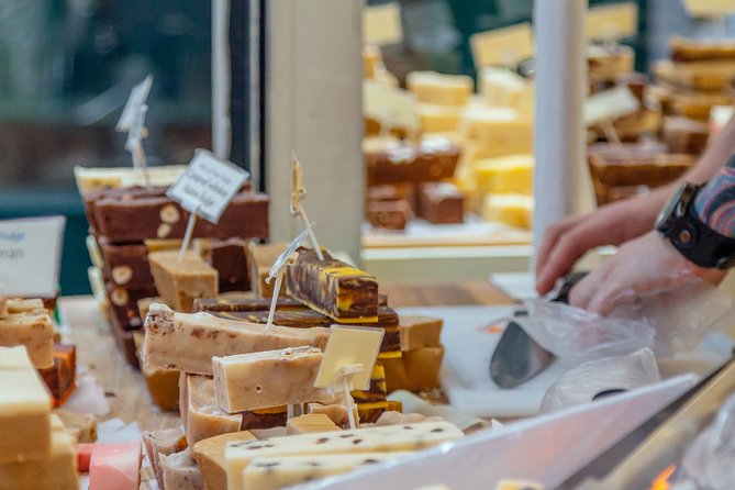 Dublin Private Walking Food Tour With Locals with 10 Tastings - Reliability is the serious concern