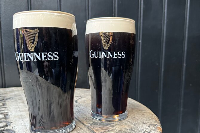 Dublin Pub Tour: Guinness Perfect Pour, Whiskey, Music and More - Why this pub tour feels different from a simple bar crawl